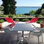 & Matos Apartment