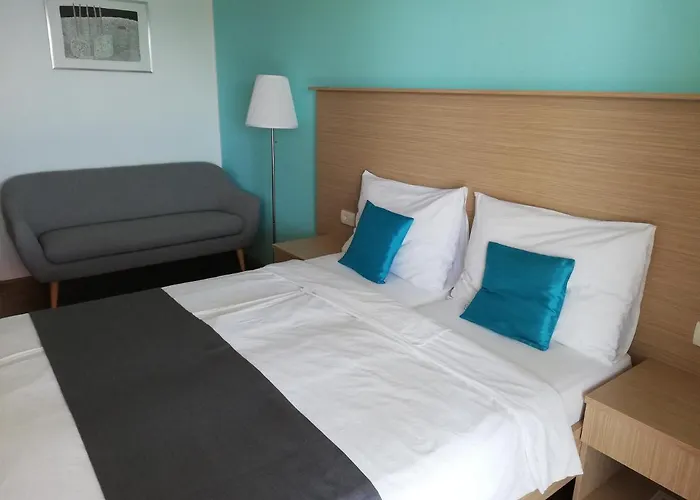 アパート & Matos